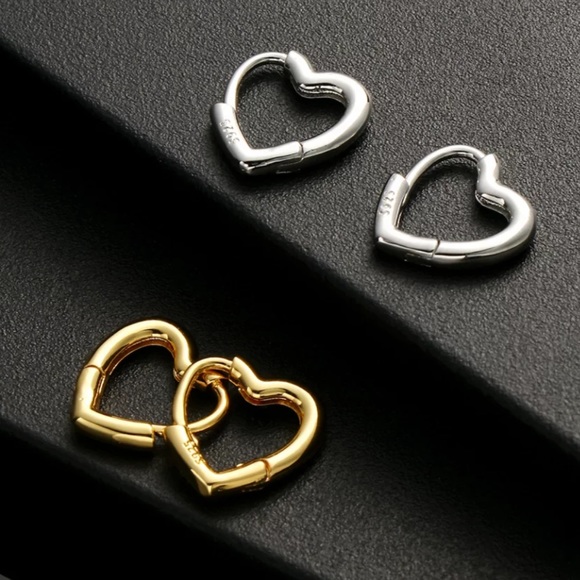 NEW 925 STERLING SILVER HEART HOOP EARRINGS, NICE EARRINGS, CUTE EARRINGS - Picture 3 of 6